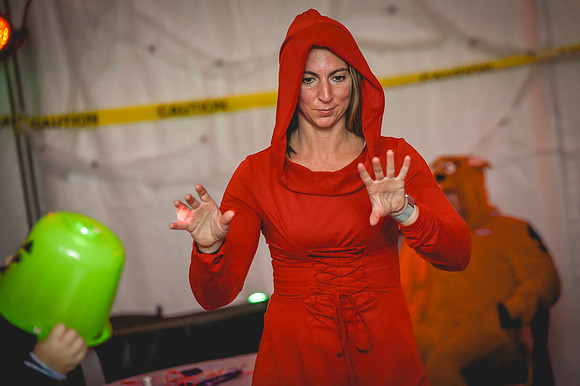 Ringoff-HalloweenParty-2025_100