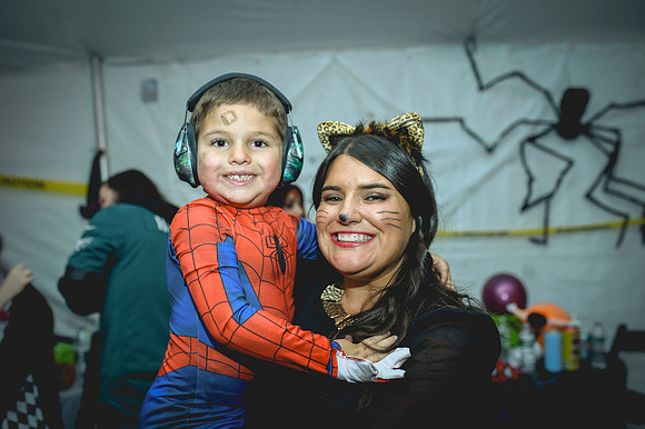 Ringoff-HalloweenParty-2025_135
