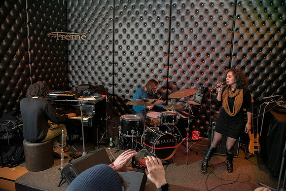 SwingSessions.4anniversaryShow.TReme.EastCoastKaliMon.2019_111