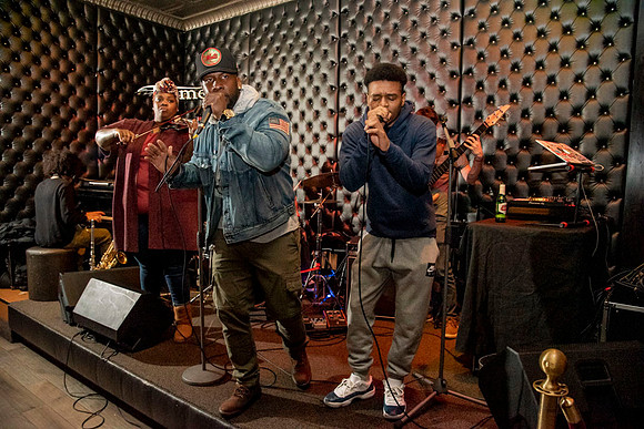 SwingSessions.4anniversaryShow.TReme.EastCoastKaliMon.2019_91
