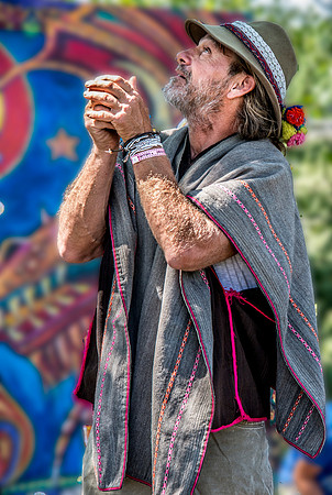 HamptonYogaFest.Ceremony.Steve.DLM.2016-1420