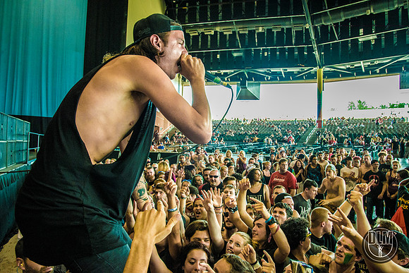 Secrets.CT.WarpedTour.DLM.2016..-7928