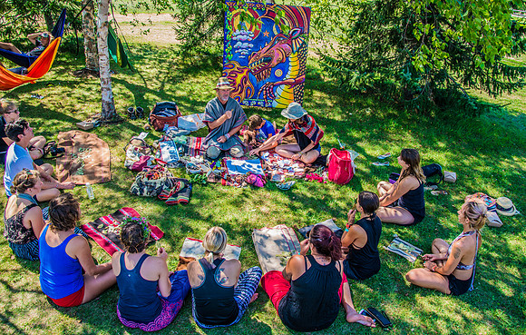 HamptonYogaFest.Ceremony.Steve.DLM.2016-1453